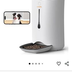 Cat/Dog Pet Feeder $40.00