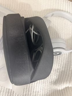 Beats Solo 4