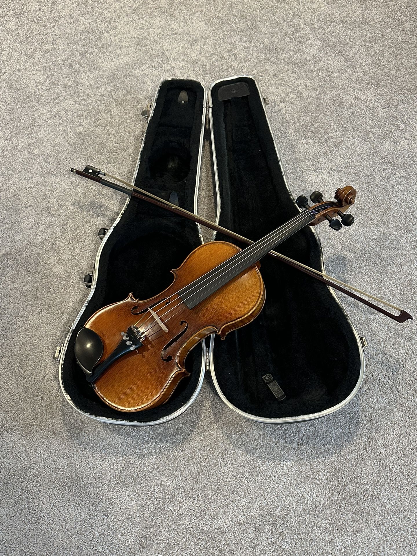 Full Size Violin