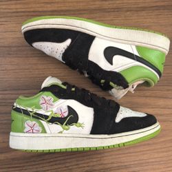 Air Jordan 1 Low SE "Floral" sneakers