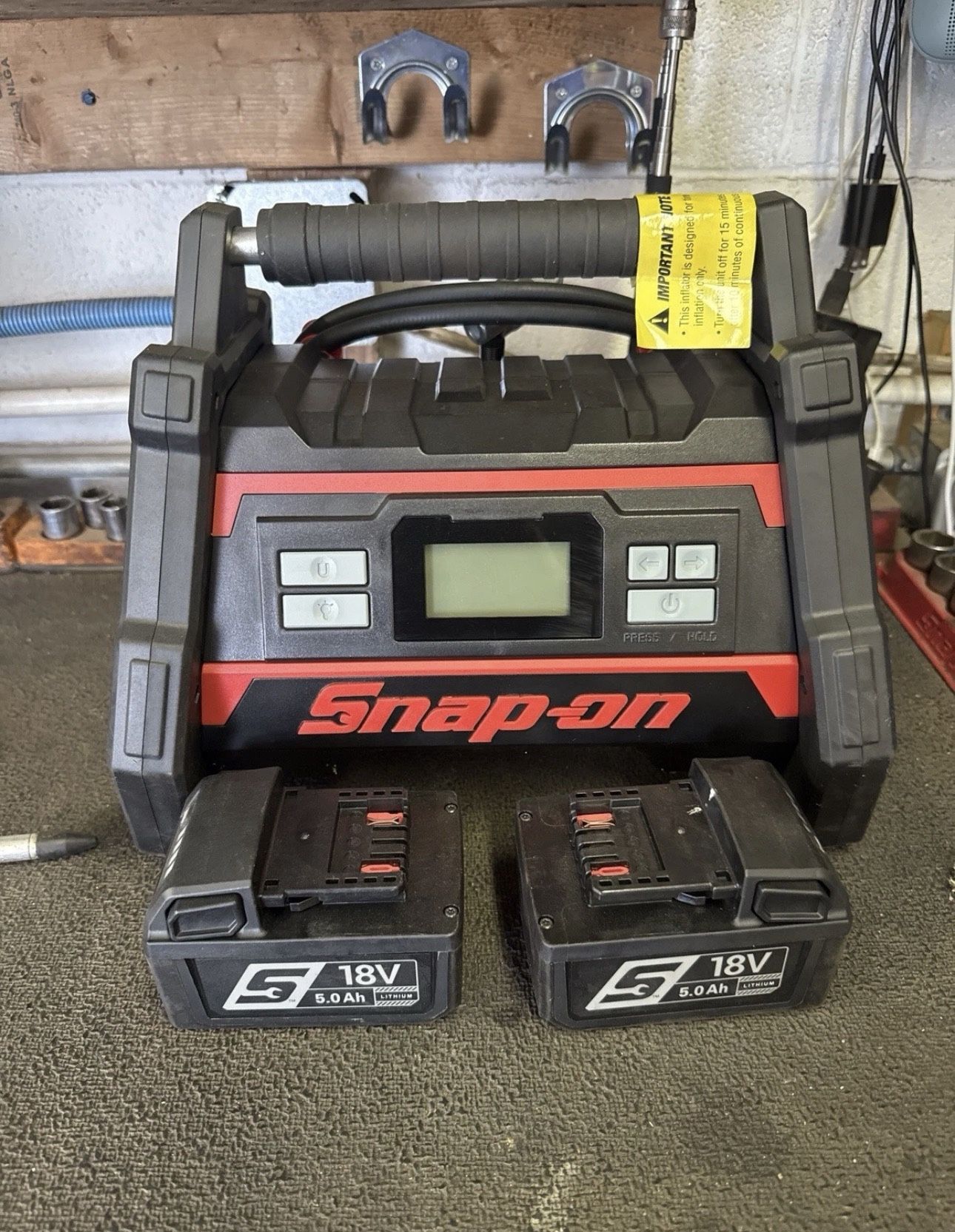 Used Snap On 18v Monster Tire Inflator With 18v Battery