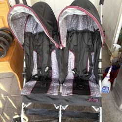 Used Jeep Double Stroller/ Side By Side Stroller 
