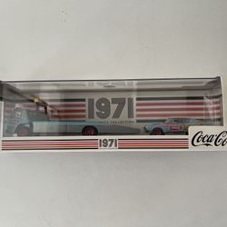 1:64 M2 Machines Coca Cola Hauler 1968 Dodge L600 & 1968 Plymouth Barracuda Hemi RAW super Chase 