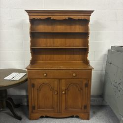 Vintage Solid Wood California Furniture Shops Hutch – Pilgrim Finish – Perfect Condition! 🪑