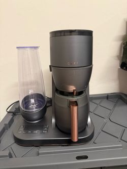 Café Specialty Grind & Brew Coffee Maker with Built-In Burr Grinder