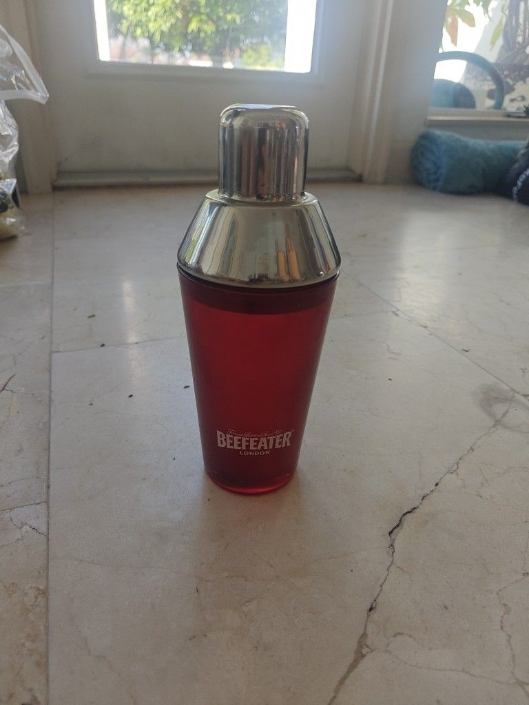 Beefeater Glass Shaker