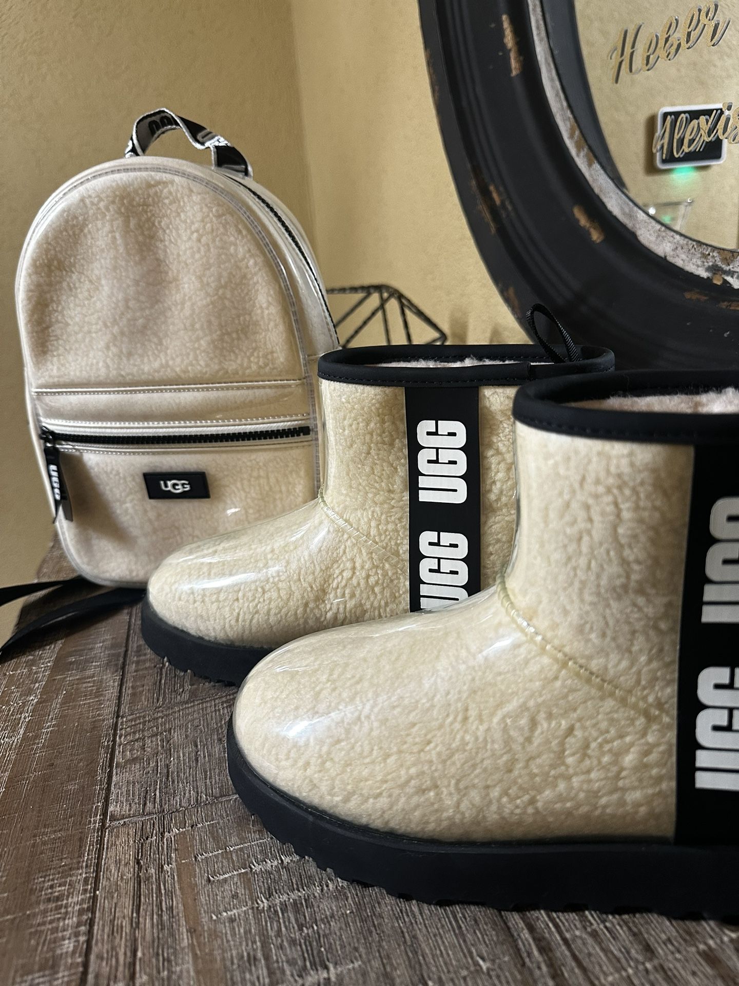 Uggs Boots With Backpack
