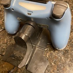 PS4 Charging Station And Ps4 Controller DualShock 
