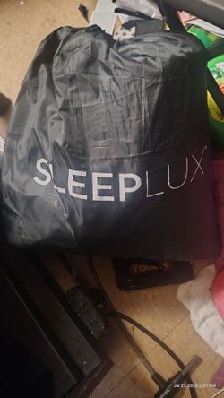 Queen size sleeplux blow up mattress.