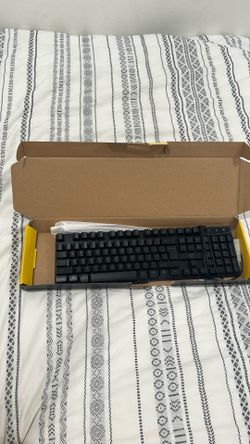 T-WOLF TF200 Rainbow Backlit Gaming Keyboard