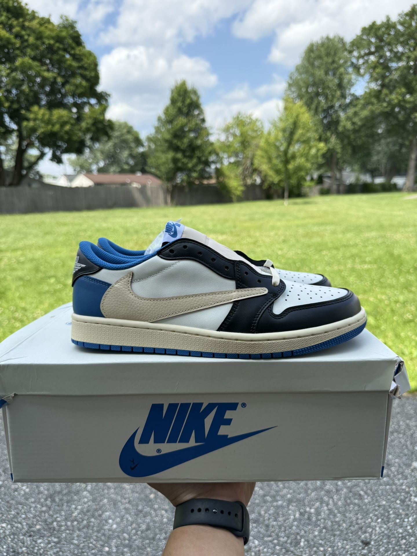 Fragment Design x Travis Scott x Air Jordan 1 Retro Low
