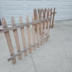 Wood Fence New 300 Of Wood  150 Inches Length  42 Hight 