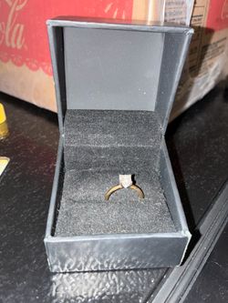 14k gold ring with 1 CT diamond