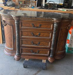 Credenza