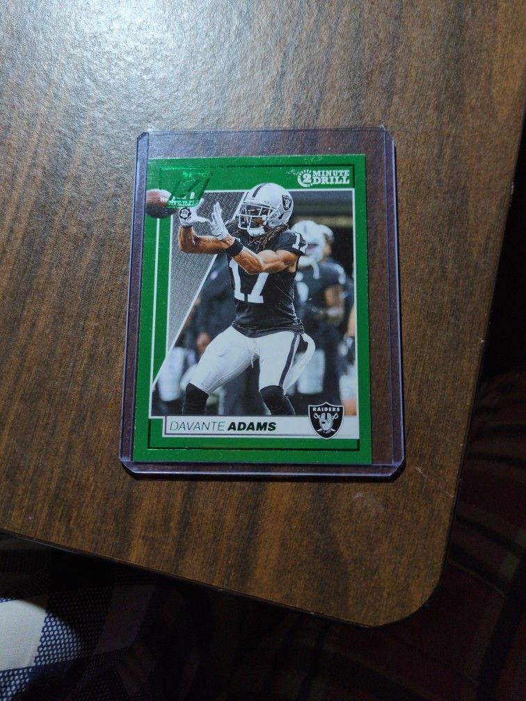 DAVANTE ADAMS FOOTBALL CARD.