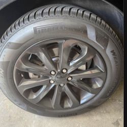 4 OEM Range rover rims + like new tire.