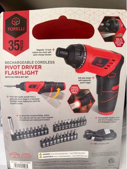 Pivot driver flashlight