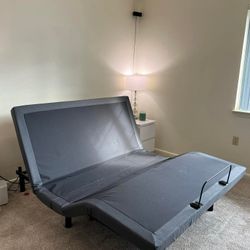 DreamCloud Full Size Adjustable Base 