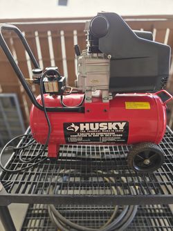 Husky 8 gallon 4.0 SCFM @ 90psi compressor.