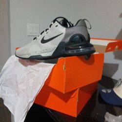 Nike Air Max Alpha Trainer 