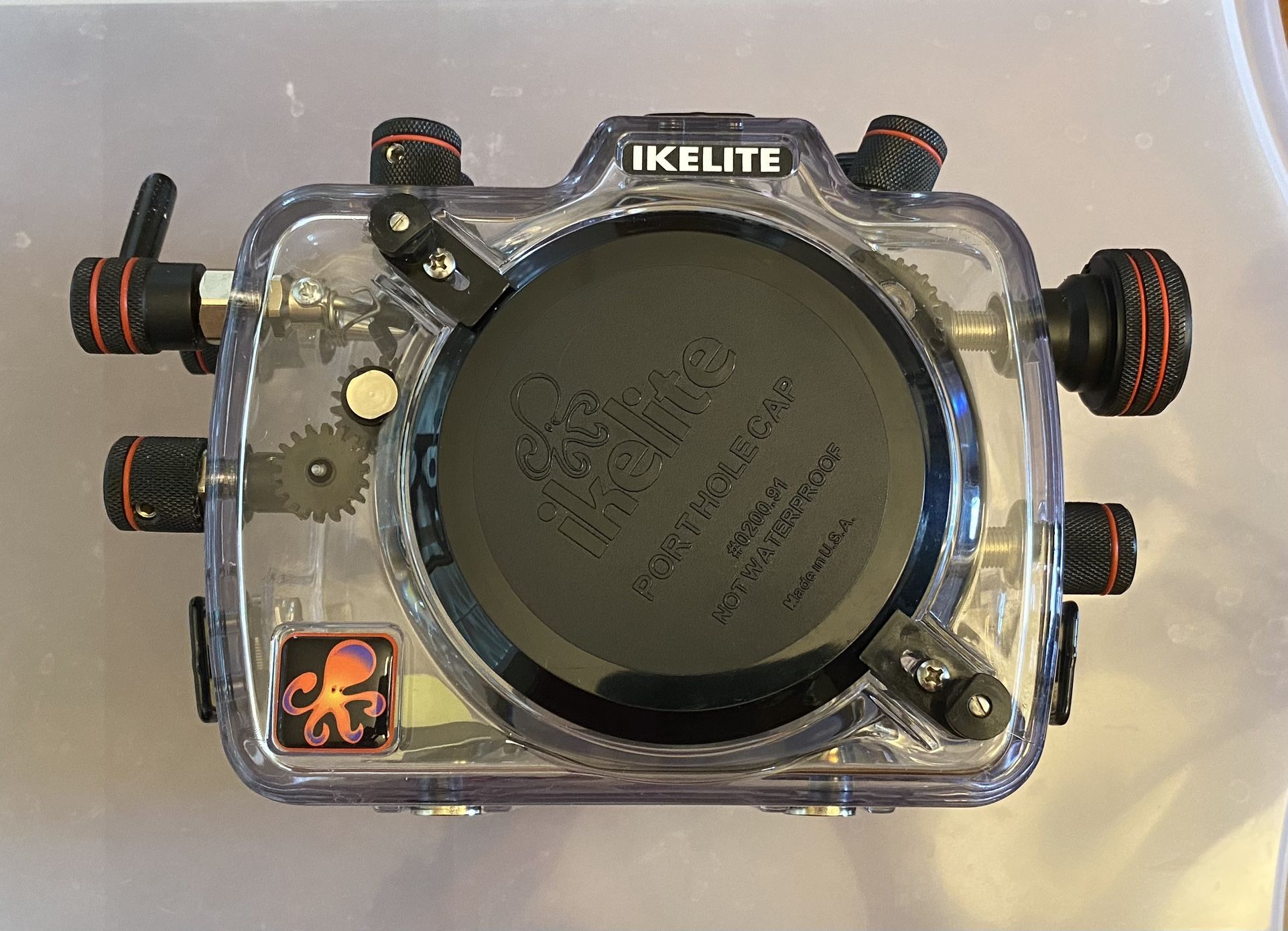 Ikelite Underwater Housing for Nikon D70, D70s DSLR - #6807-1