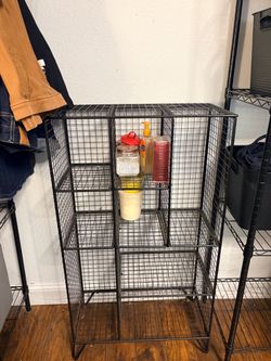 Black Metal Wire Cube Storage Shelf / Organizer