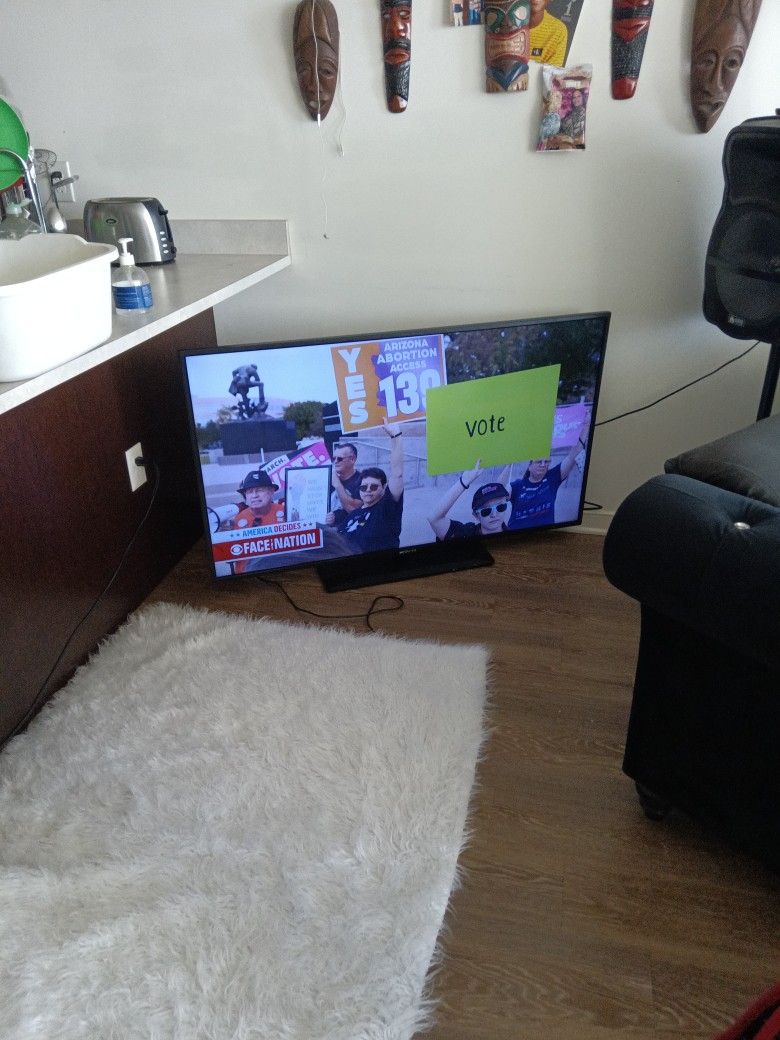 Hitachi TV