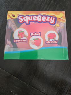 Squeeezy giant peach squishy