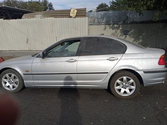 For parts 1999 BMW 323 i