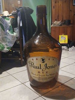 Vintage display piece