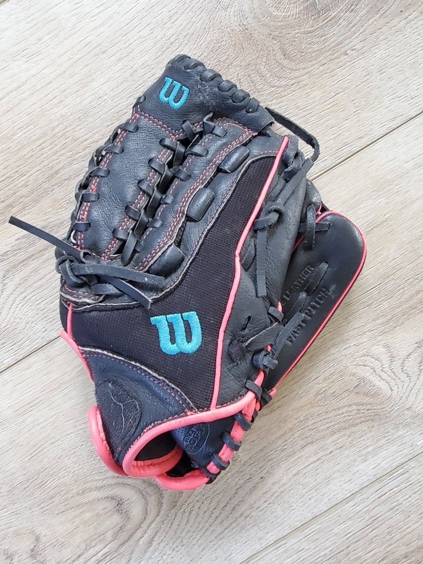 Wilson Fast Pitch Softball Glove, 12"