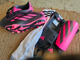 Teen girl soccer set