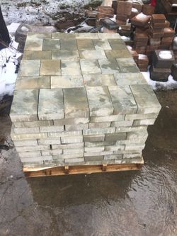 Nuevo pallet 120 square ft