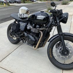 2013 Triumph Thruxton RSD