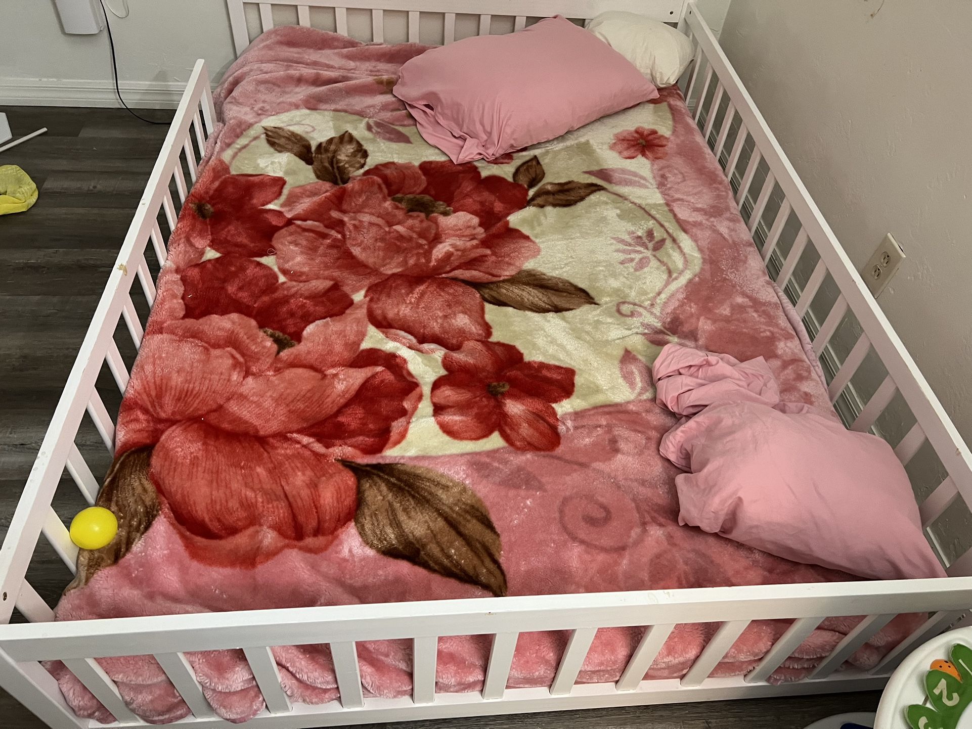 Full Toddler Floor Bed