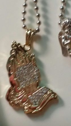 Gold plated necklace...cz Diamonds