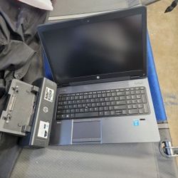 HP Laptop For Parts no Charger 