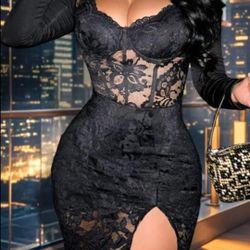 LACE MIDI DRESS ( SIZE LARGE )