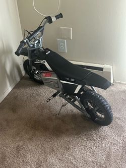 Electric dirtbike