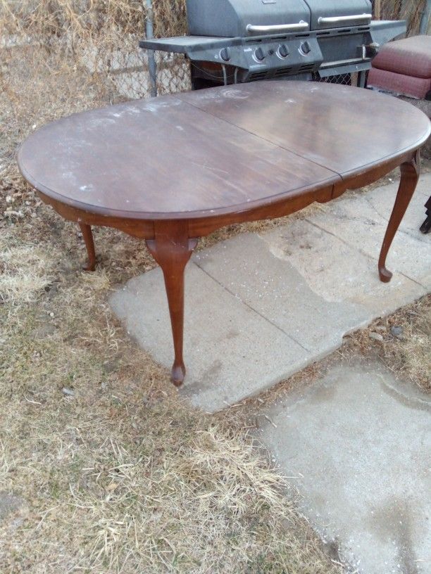 Dining Room Wood Table Good Condition No Chairs 66"Long And 44" Wide $15.00