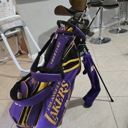 TaylorMade Golf Set With Bag