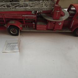 1954 AMERICAN LA FRANCE FIRE ENGINE 
