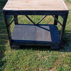 Outdoor Grilling Table/Cart
