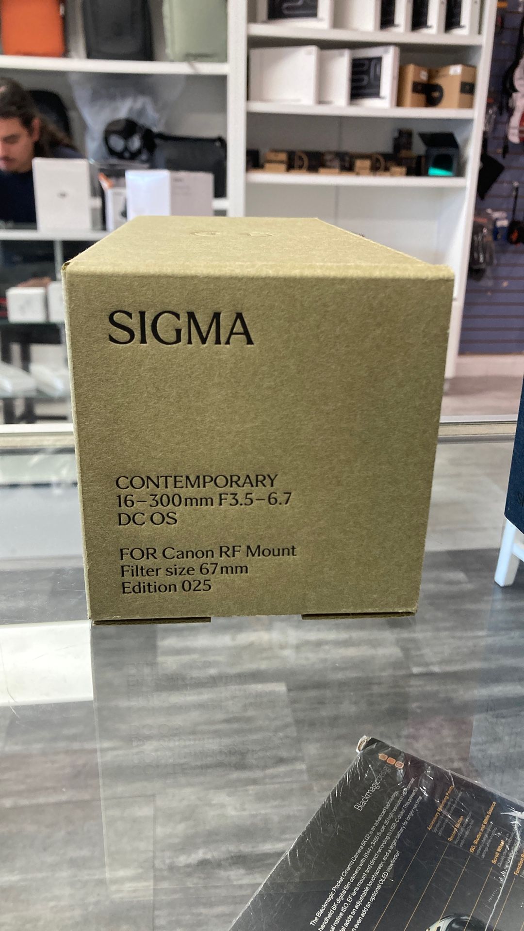 Sigma 16-300mm F3.5-6.7 Lens For Canon RF
