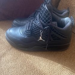 Air Jordan 4 Net Women’s Size 9 Shoe