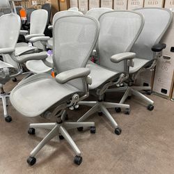 Herman Miller Aeron Size C Ergonomic Office Chair with Store Warranty and Financing Available!