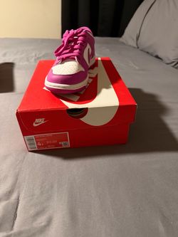 Nike Dunk Low BG Kids Size 4Y