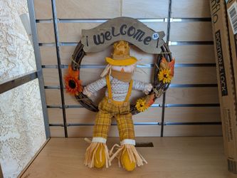 Fall Scarecrow Welcome Wreath