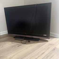 43 in. Westinghouse TV