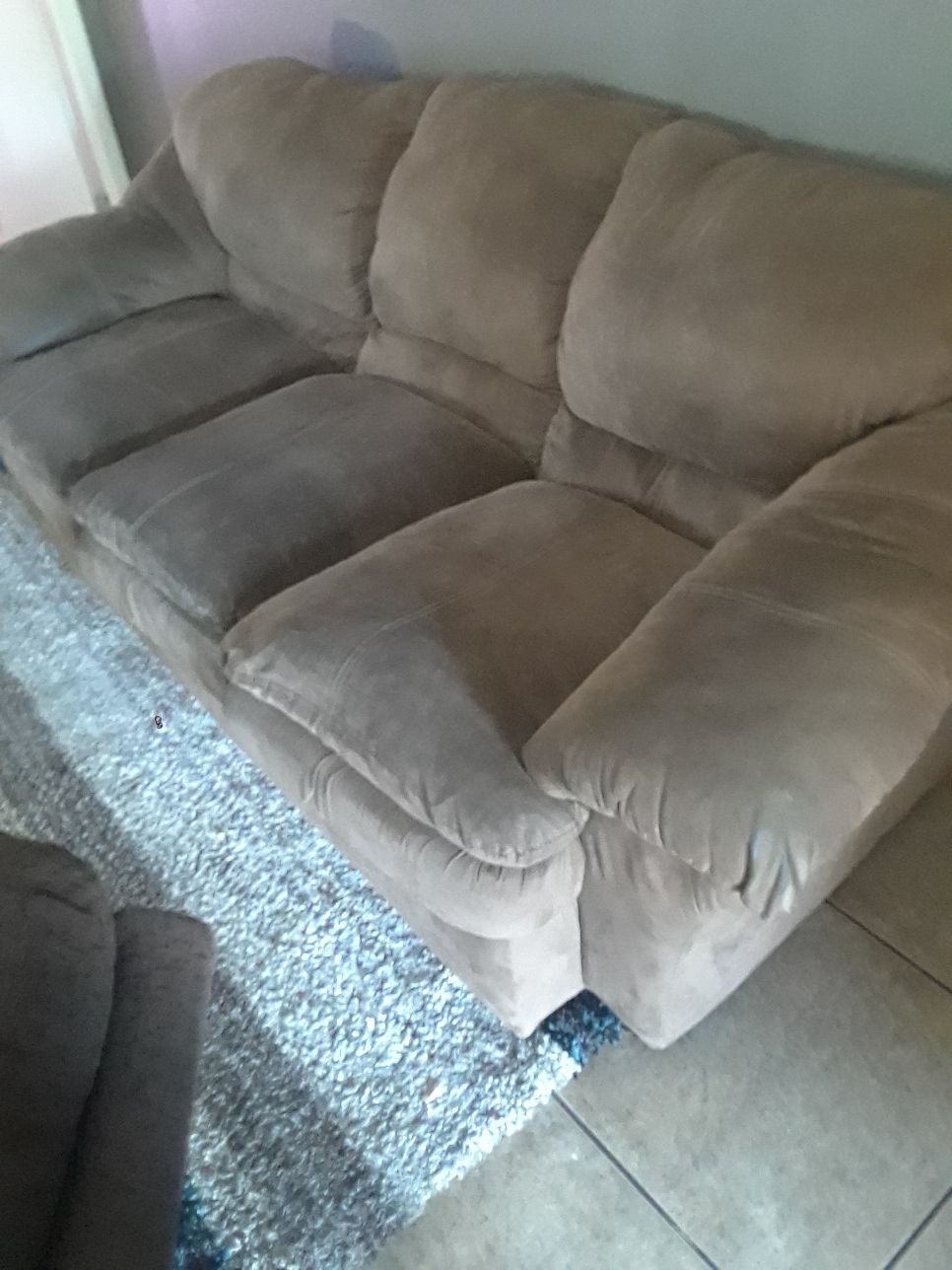 Couch set